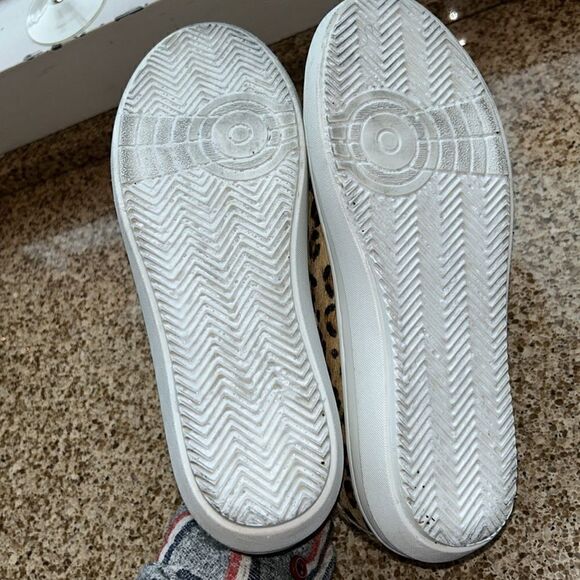 Leopard 🐆 print vegan 🌱 sneakers by Nasty Gal. Cleaned and Sanitized! - Picture 9 of 17